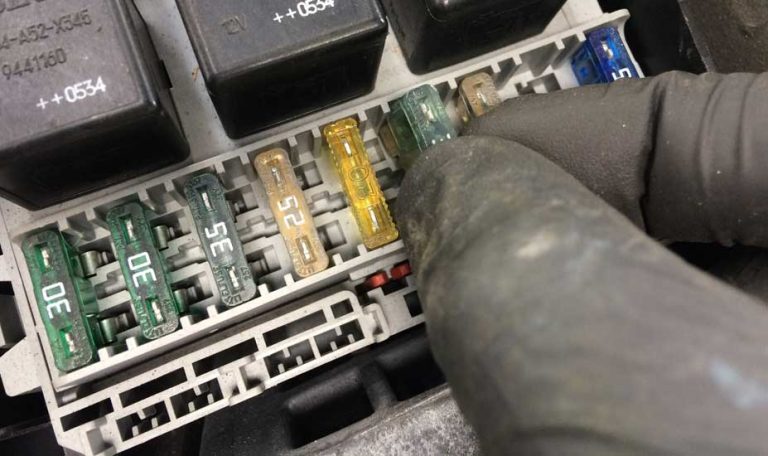 Lost Your X5 E53S Bounce Discover The Air Suspension Fuses Secret Spot - j9n0k5c