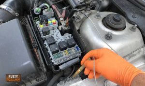 Fast Fix For Car Lighter - Simple! Rustyautos