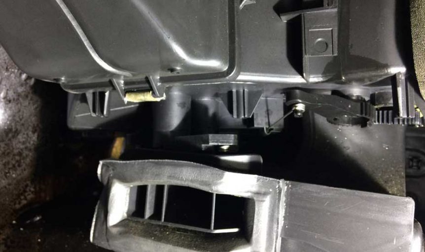 Car Windows Fog Up When Heat Is On (Secret Fix)