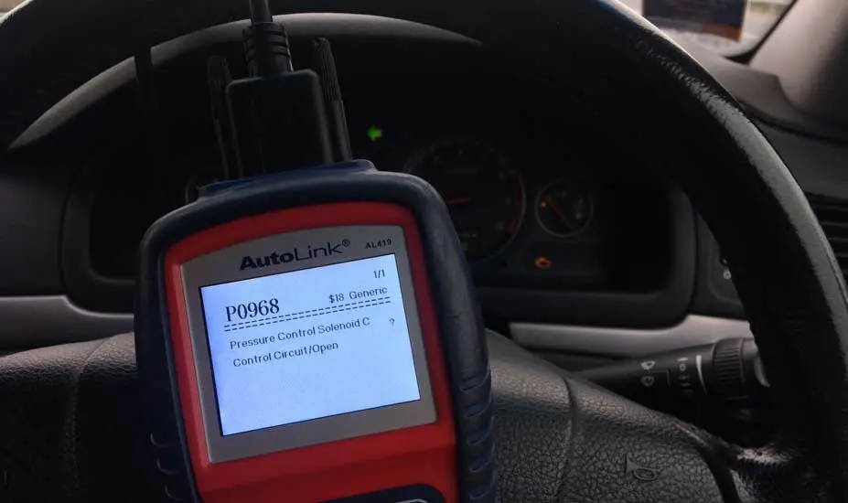 Engine code reader