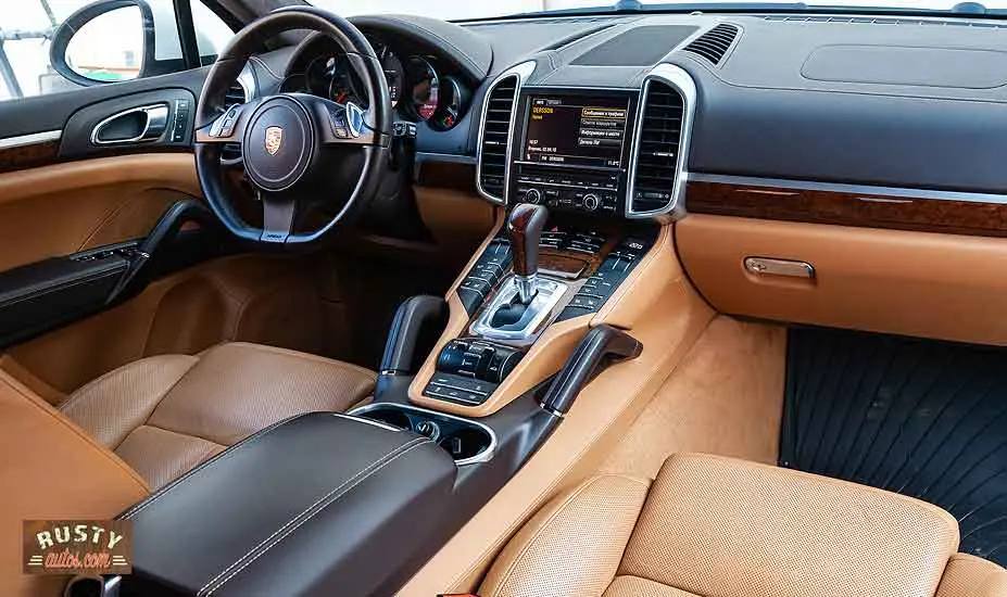 Cayenne interior